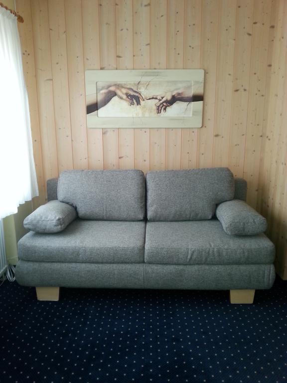 Brucker Gastehaus Hotell Fuerstenfeldbruck Rum bild