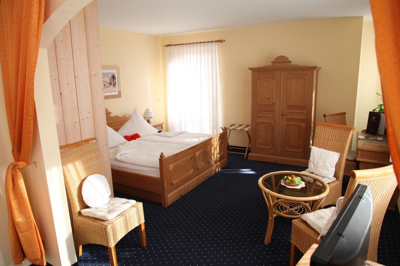 Brucker Gastehaus Hotell Fuerstenfeldbruck Exteriör bild